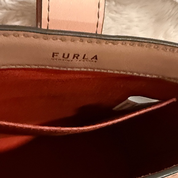 Furla Peach-to-Coral Ombre Leather Crossbody - Picture 4 of 10